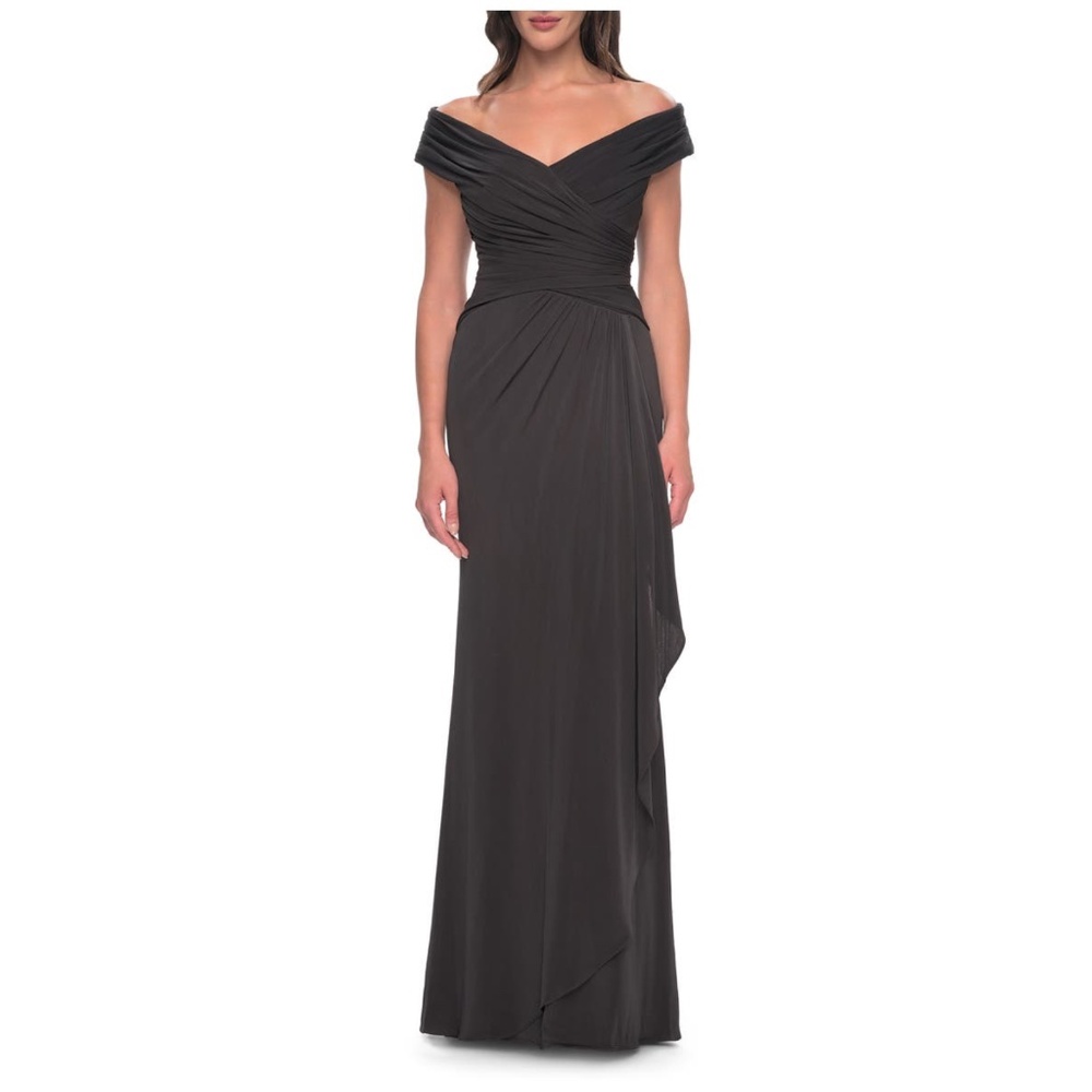 La Femme: Long Luxurious Jersey Off the Shoulder Evening Gown (NWT)
